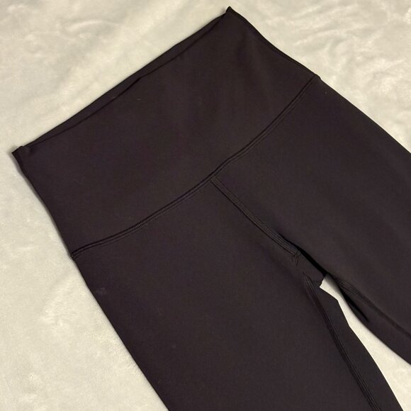 Like New Lululemon Wunder Train High Rise Tight 28" Gym Leggings Black size 4 - Picture 2 of 12